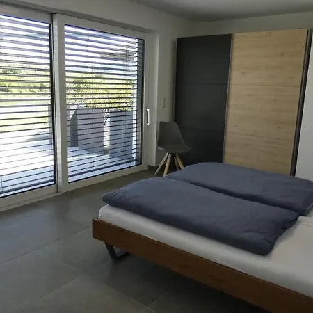 Moselufer Apartament