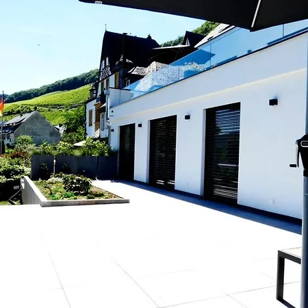 Apartament Moselufer *